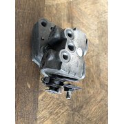 Engrasador y aceitador de retorno