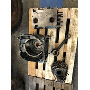 Vilebrequin, carter, cylindre, unit de commande